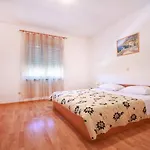 Apartment Cukon *