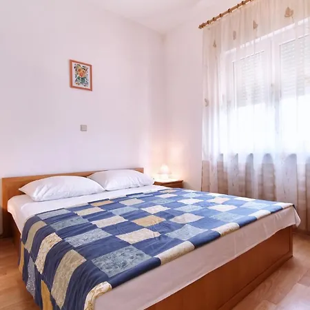 Cukon Apartman *