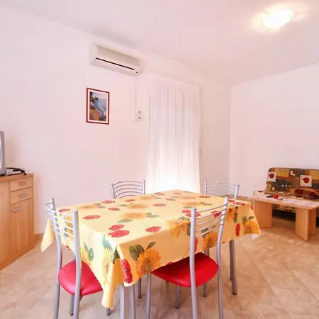 Cukon Apartman