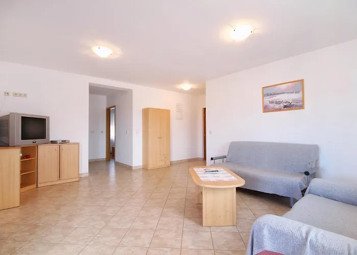 Cukon Apartman *